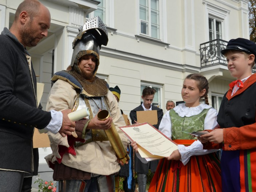 Wyjątkowa Niedziela Sannicka, Sanniki miastem!