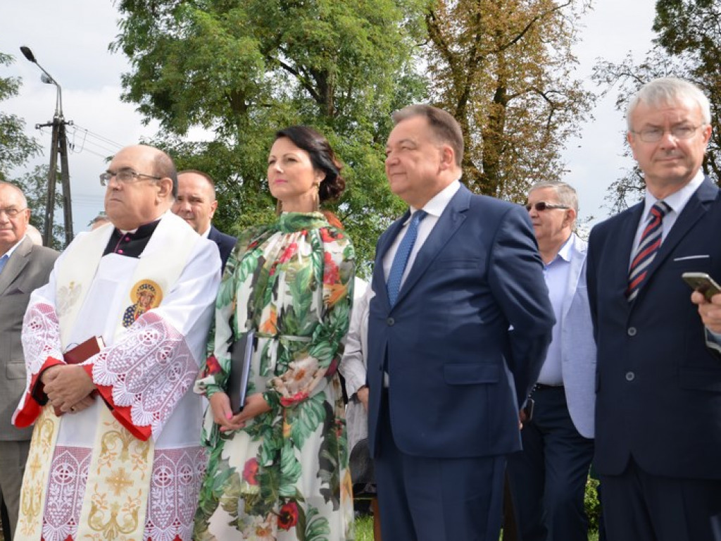 Wyjątkowa Niedziela Sannicka, Sanniki miastem!