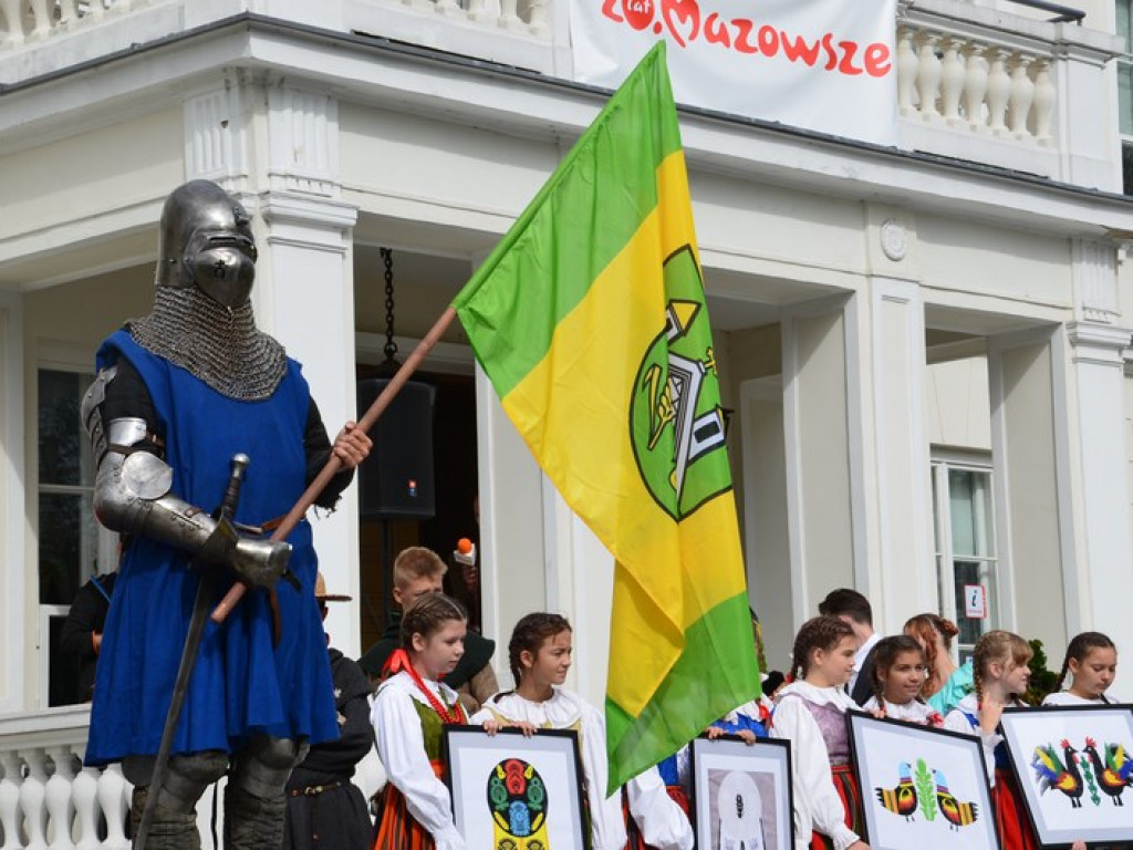 Wyjątkowa Niedziela Sannicka, Sanniki miastem!