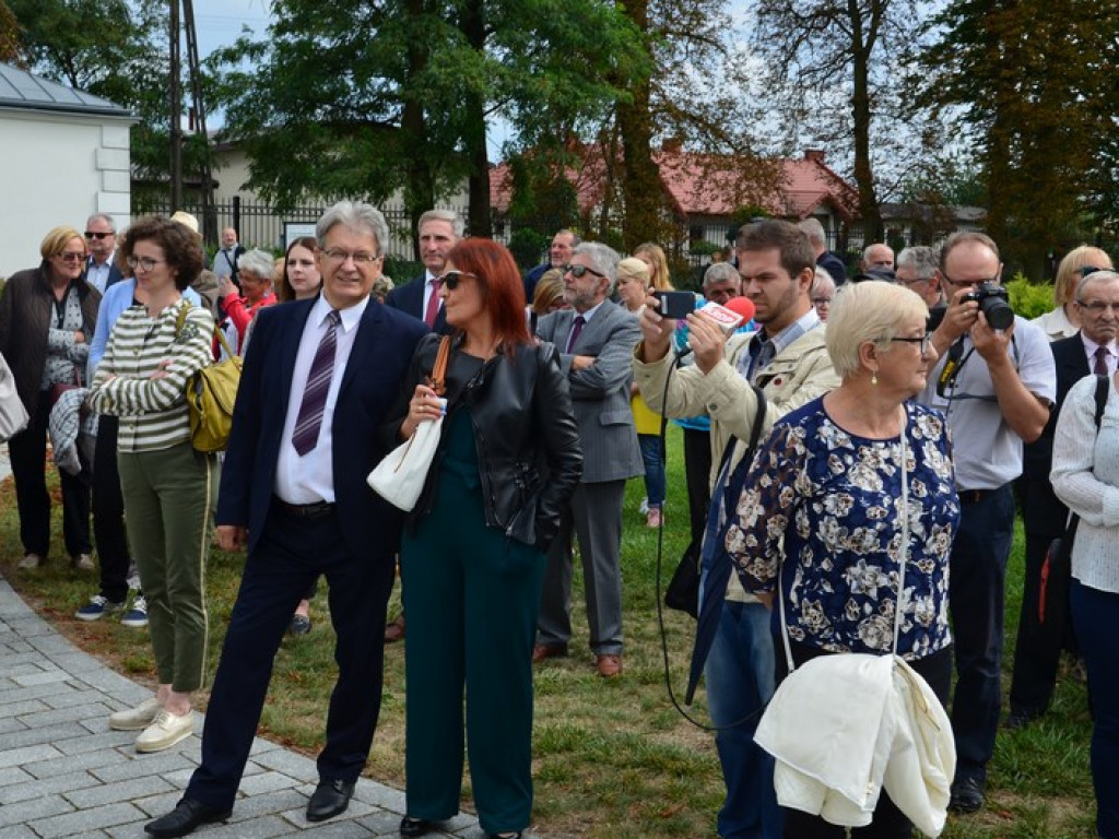 Wyjątkowa Niedziela Sannicka, Sanniki miastem!