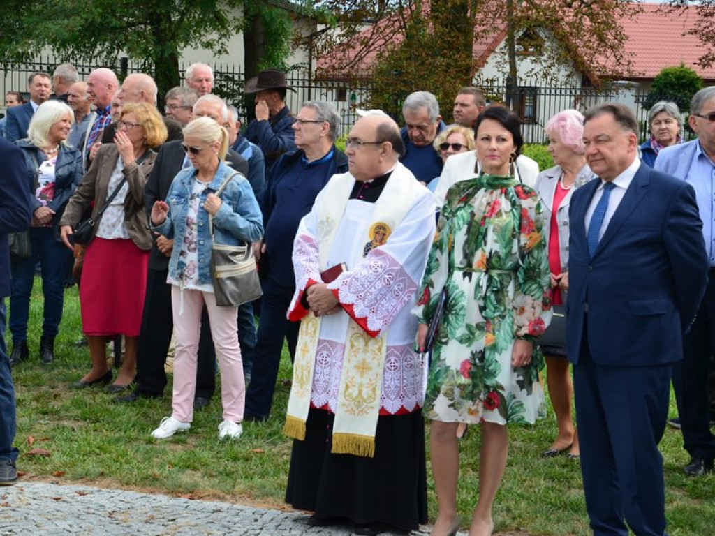 Wyjątkowa Niedziela Sannicka, Sanniki miastem!
