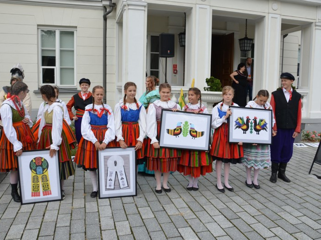 Wyjątkowa Niedziela Sannicka, Sanniki miastem!