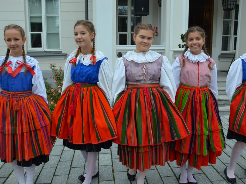 Wyjątkowa Niedziela Sannicka, Sanniki miastem!