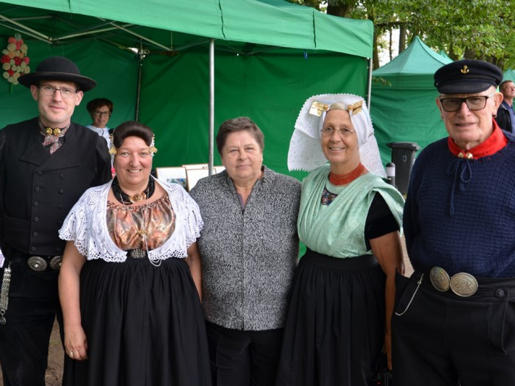 Wyjątkowa Niedziela Sannicka, Sanniki miastem!