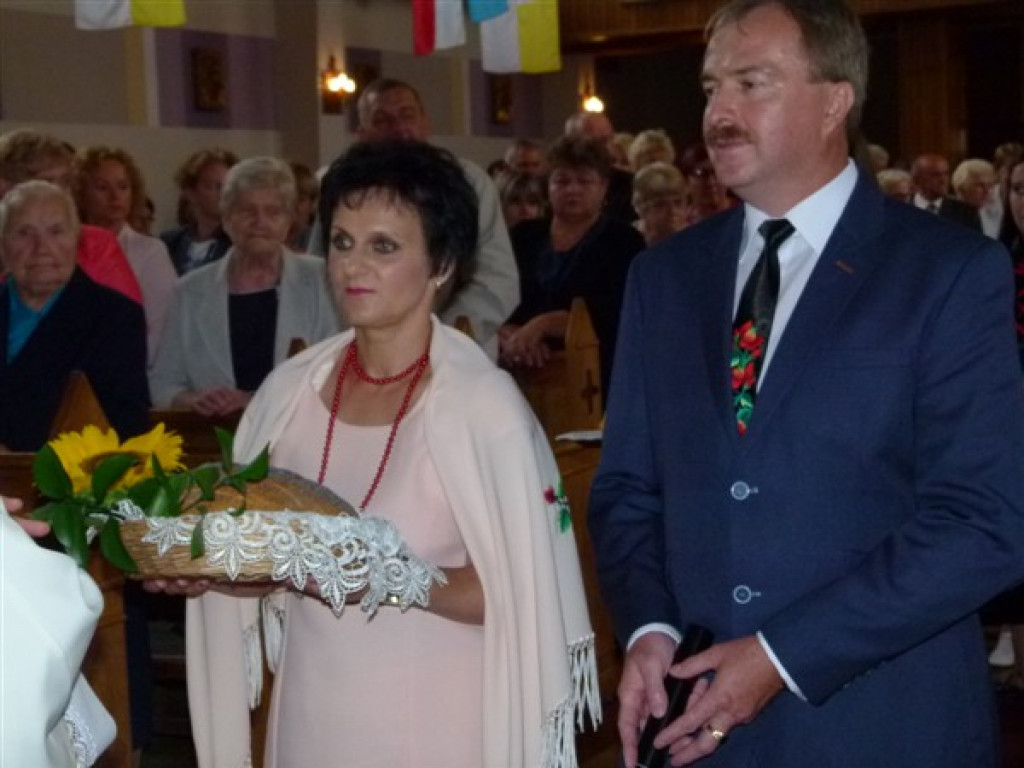 Uroczystość odpustowo-dożynkowa w Bobrownikach