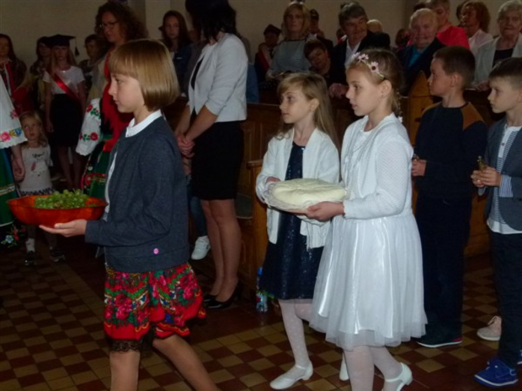 Uroczystość odpustowo-dożynkowa w Bobrownikach
