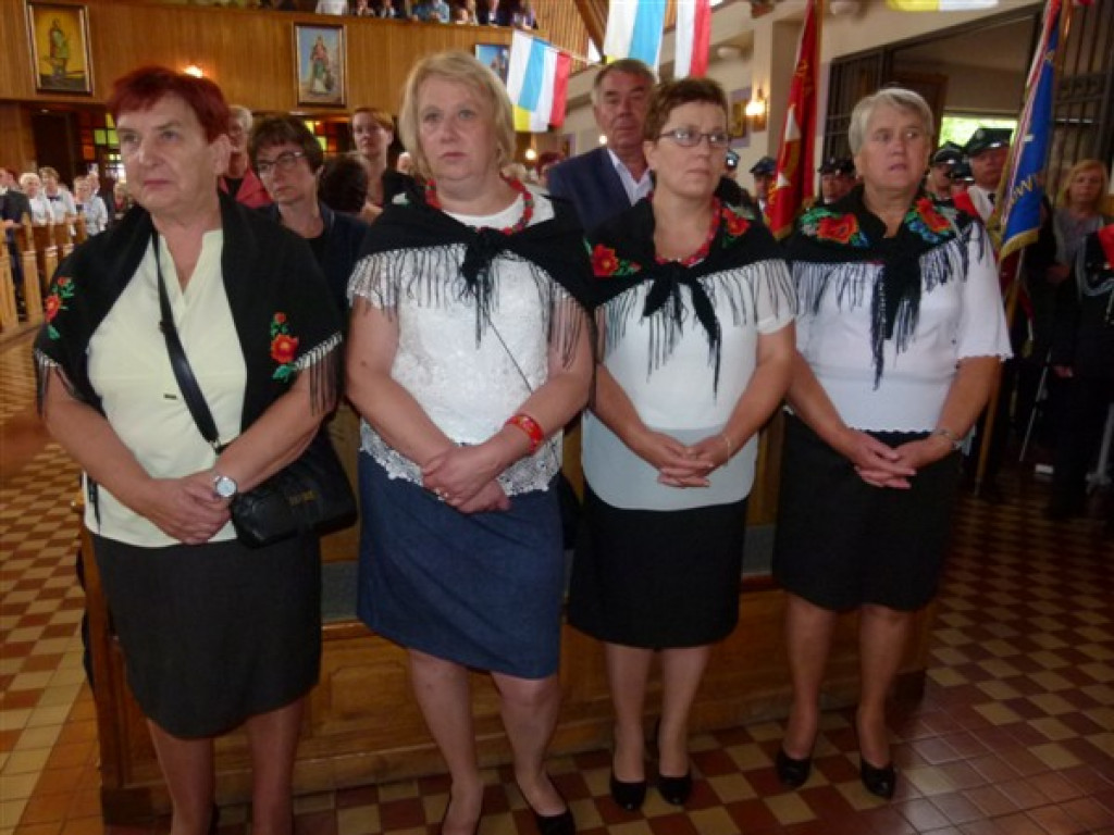 Uroczystość odpustowo-dożynkowa w Bobrownikach