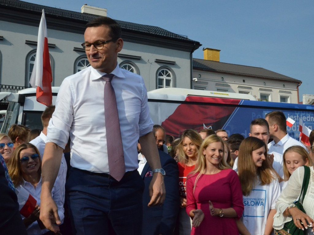 Premier Mateusz Morawiecki w Łowiczu. Jakub Wolski kandydatem PiS na burmistrza