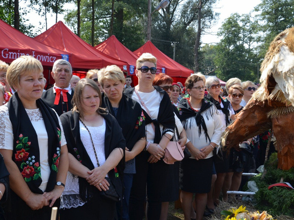 Słomiane cuda na dożynkach w Zielkowicach