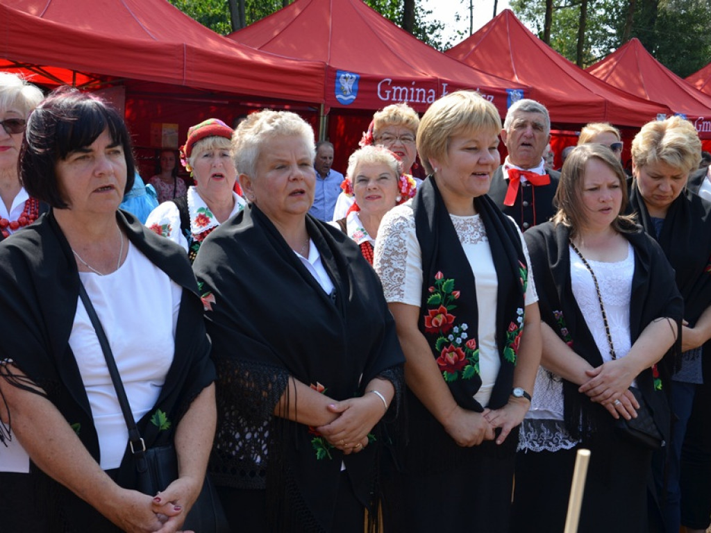 Słomiane cuda na dożynkach w Zielkowicach