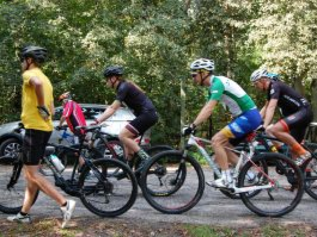 Rowerowy cross po Lasku Miejskim