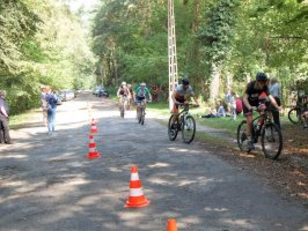 Rowerowy cross po Lasku Miejskim