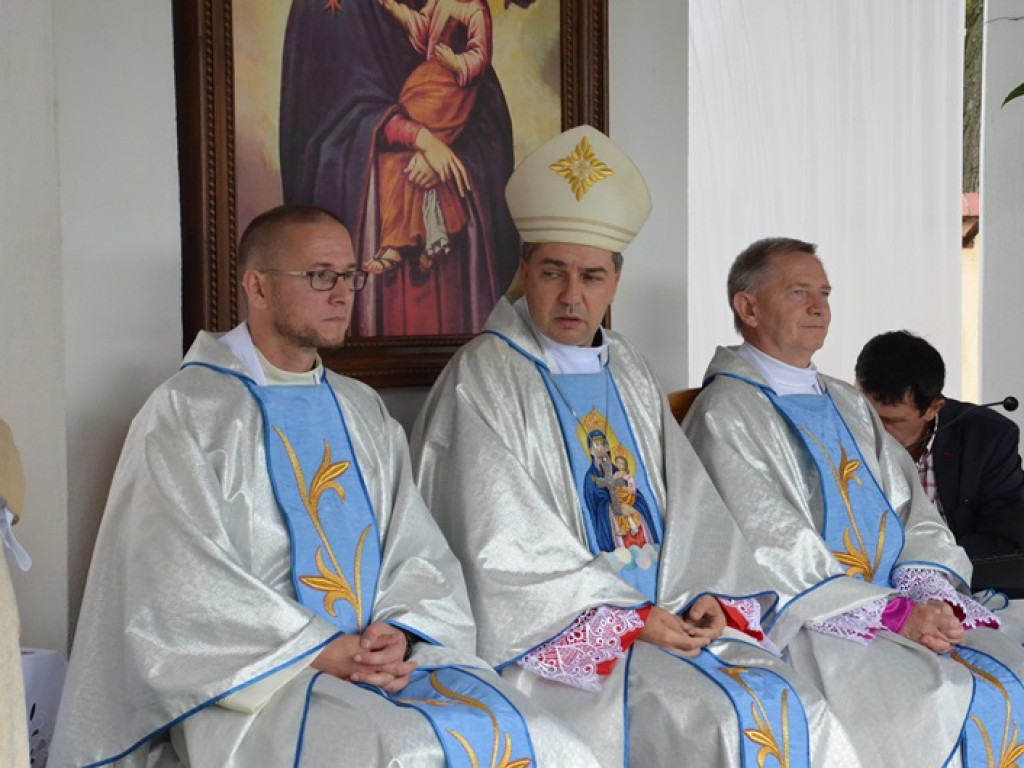 Odpust i dożynki w Sanktuarium Matki Bożej w Domaniewicach