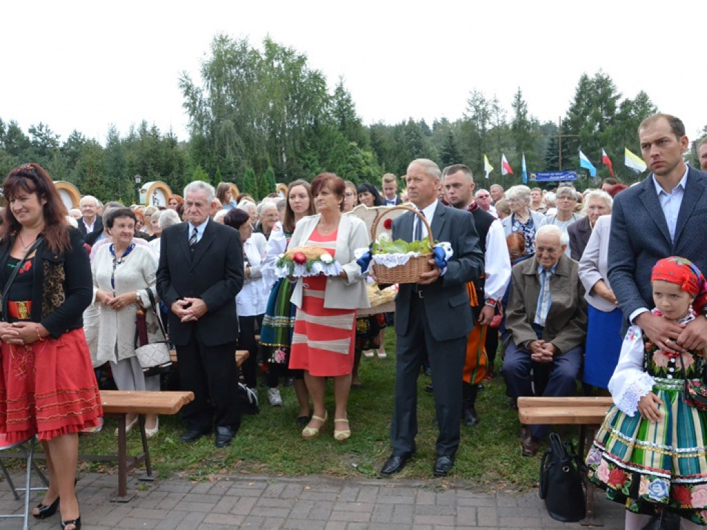 Odpust i dożynki w Sanktuarium Matki Bożej w Domaniewicach
