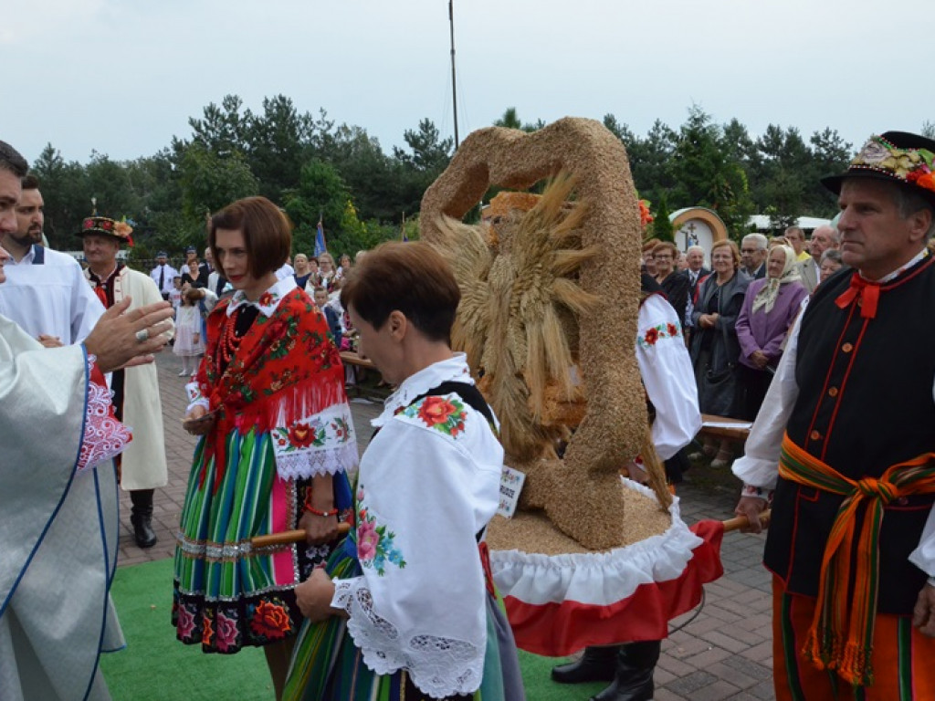 Odpust i dożynki w Sanktuarium Matki Bożej w Domaniewicach