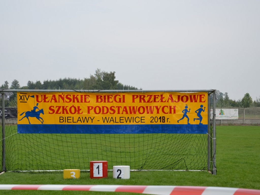 300 uczniów wzięło udział w Biegach Ułańskich w Bielawach