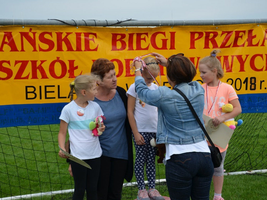 300 uczniów wzięło udział w Biegach Ułańskich w Bielawach