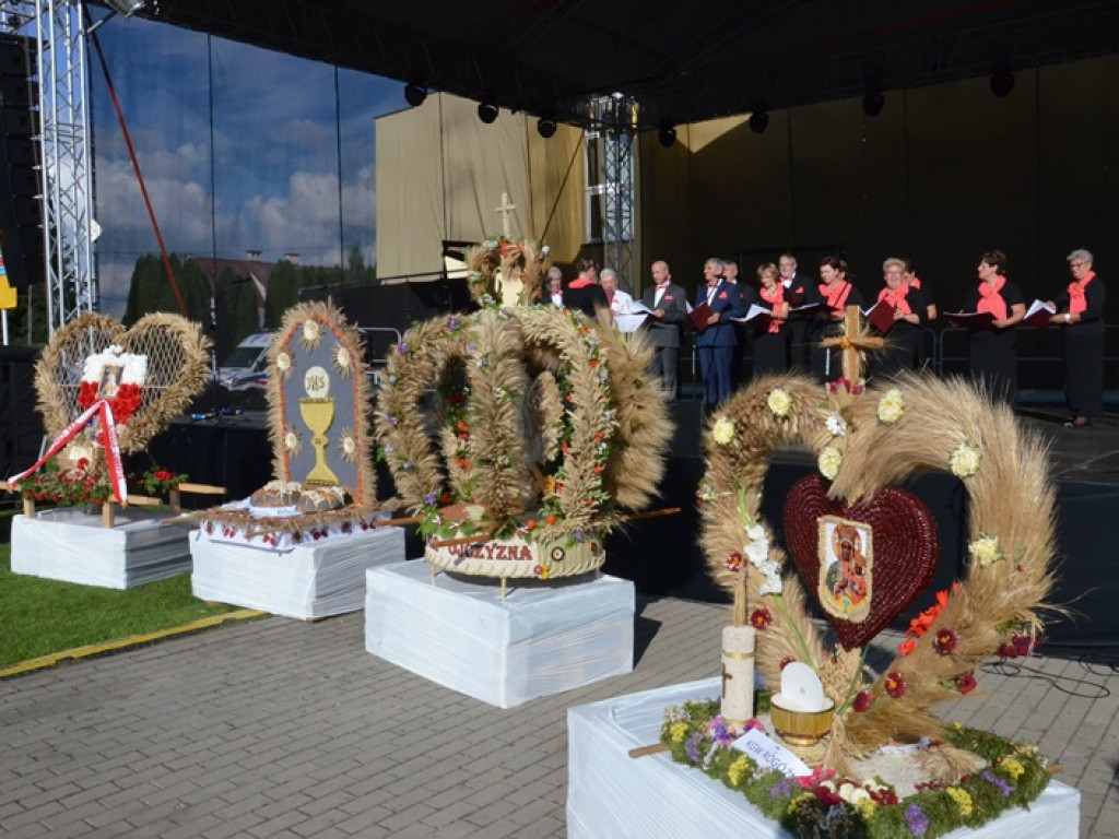 Mistrzowski koncert ZPiT Śląsk na dożynkach w Bednarach