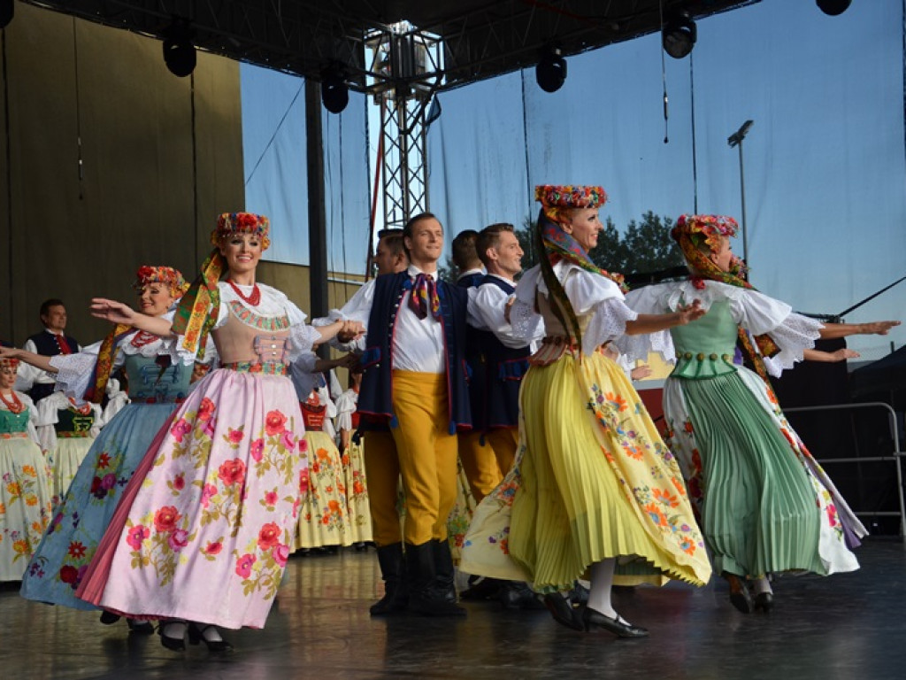 Mistrzowski koncert ZPiT Śląsk na dożynkach w Bednarach