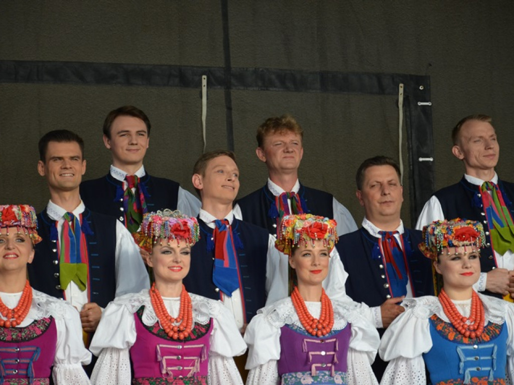 Mistrzowski koncert ZPiT Śląsk na dożynkach w Bednarach