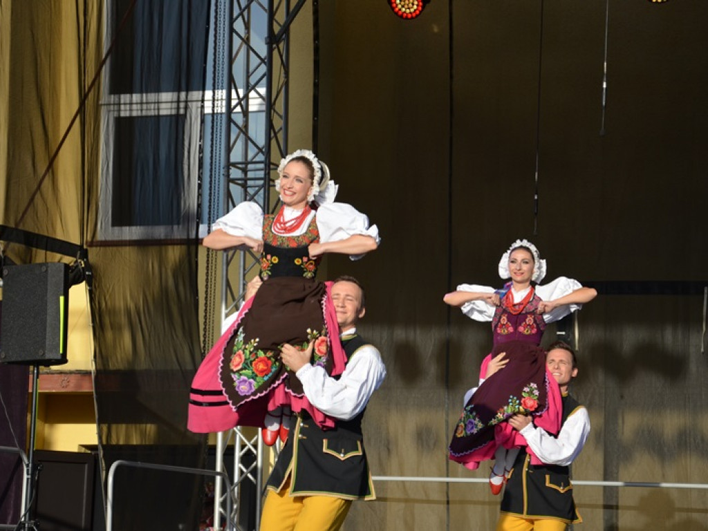 Mistrzowski koncert ZPiT Śląsk na dożynkach w Bednarach