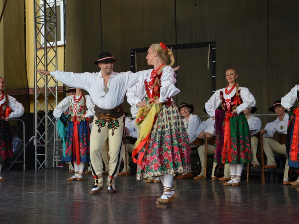 Mistrzowski koncert ZPiT Śląsk na dożynkach w Bednarach