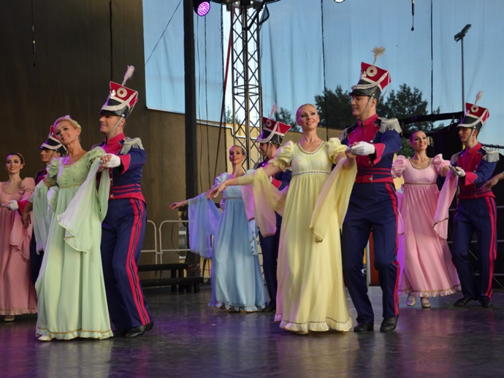 Mistrzowski koncert ZPiT Śląsk na dożynkach w Bednarach
