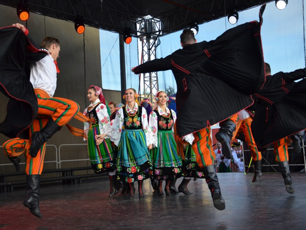 Mistrzowski koncert ZPiT Śląsk na dożynkach w Bednarach