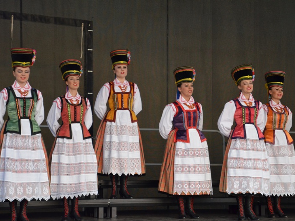Mistrzowski koncert ZPiT Śląsk na dożynkach w Bednarach