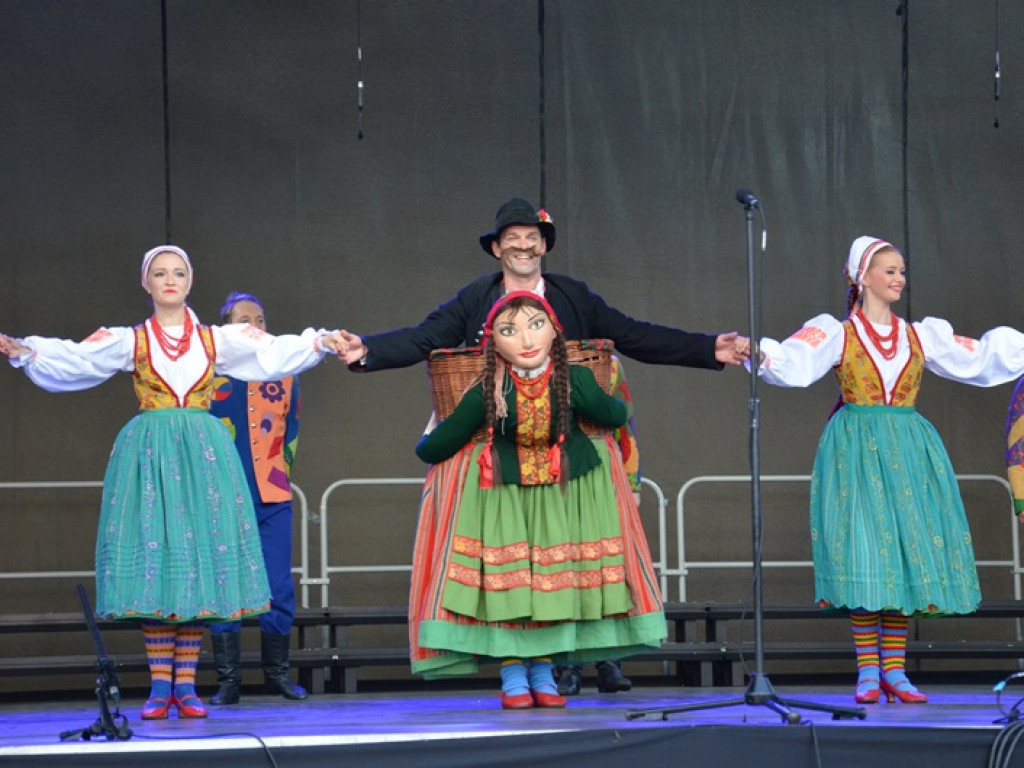 Mistrzowski koncert ZPiT Śląsk na dożynkach w Bednarach