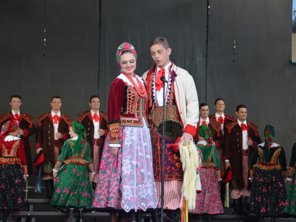Mistrzowski koncert ZPiT Śląsk na dożynkach w Bednarach