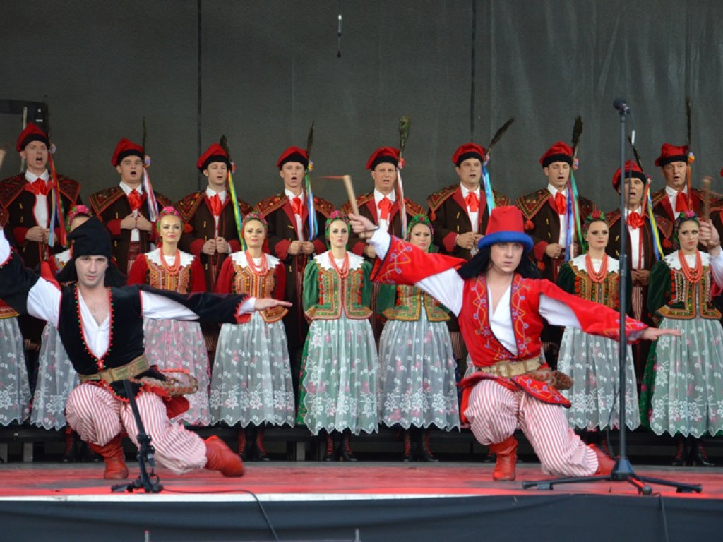 Mistrzowski koncert ZPiT Śląsk na dożynkach w Bednarach