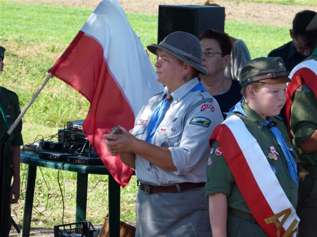 Ułani uczcili pamięć dowódcy i setną rocznicę powstania pułku