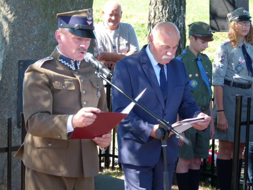 Ułani uczcili pamięć dowódcy i setną rocznicę powstania pułku