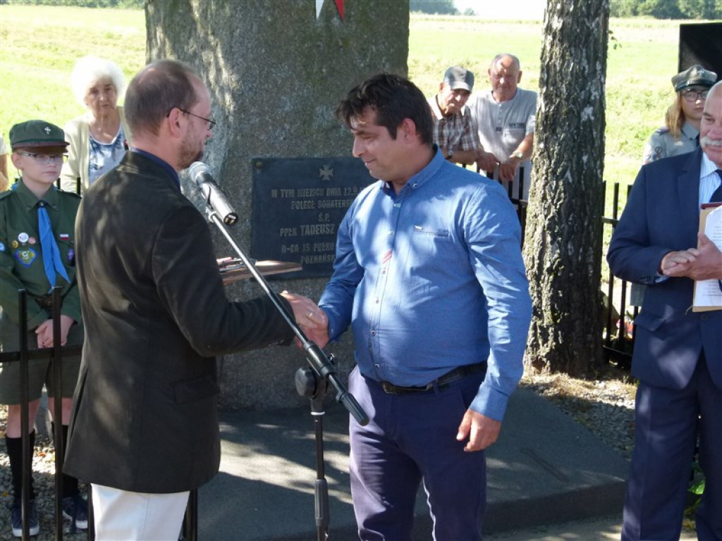 Ułani uczcili pamięć dowódcy i setną rocznicę powstania pułku