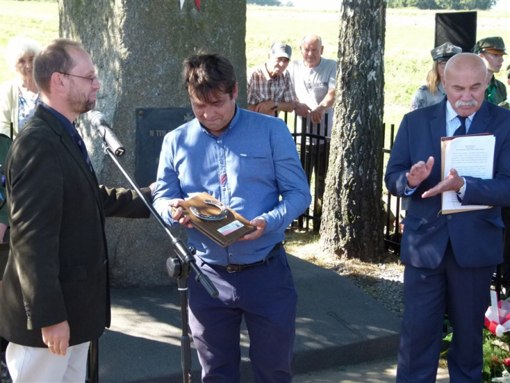 Ułani uczcili pamięć dowódcy i setną rocznicę powstania pułku