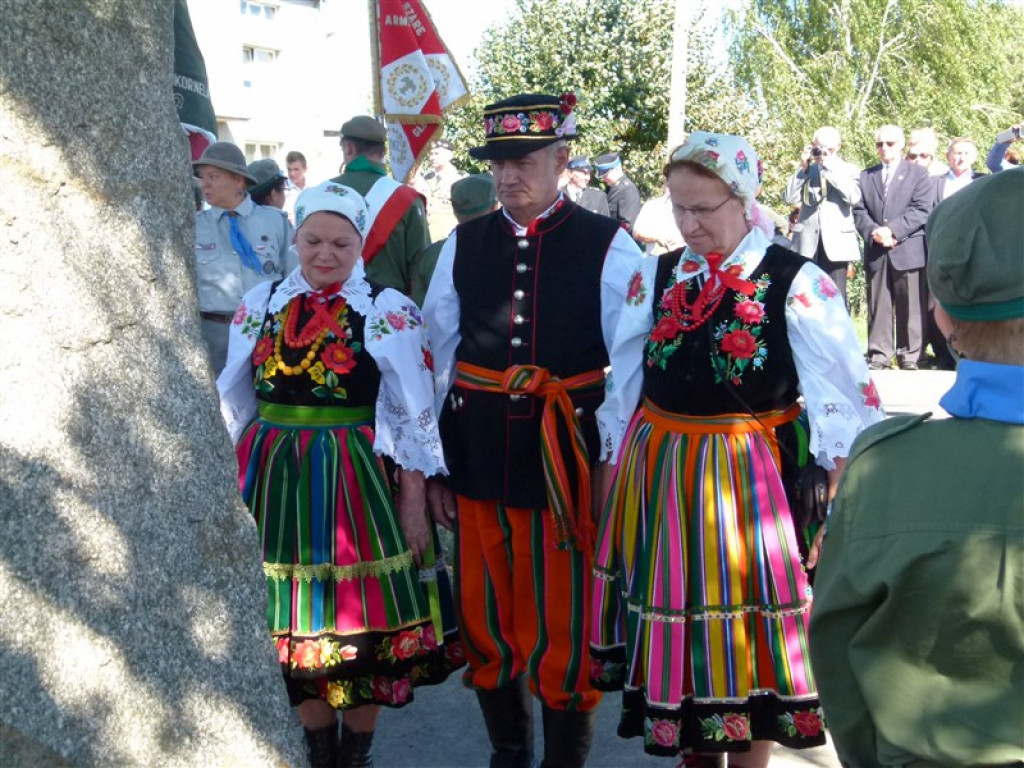 Ułani uczcili pamięć dowódcy i setną rocznicę powstania pułku