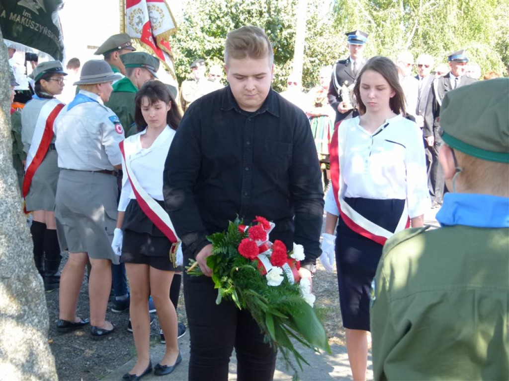 Ułani uczcili pamięć dowódcy i setną rocznicę powstania pułku