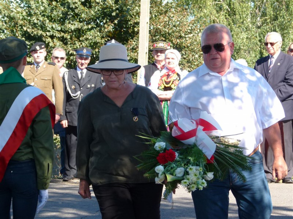 Ułani uczcili pamięć dowódcy i setną rocznicę powstania pułku
