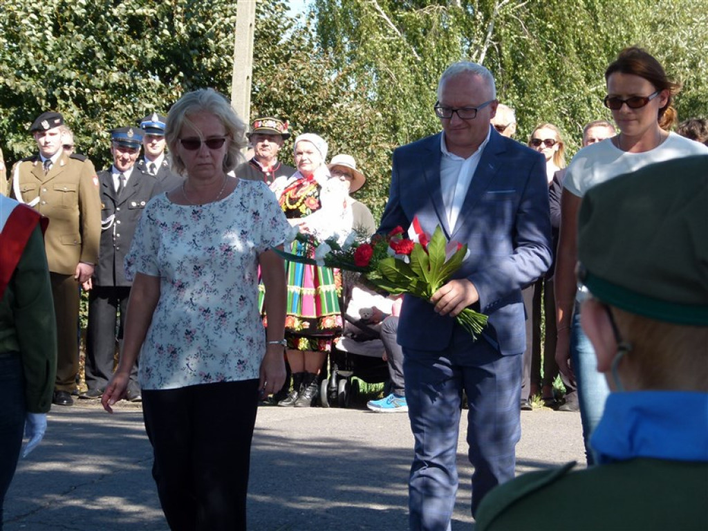 Ułani uczcili pamięć dowódcy i setną rocznicę powstania pułku