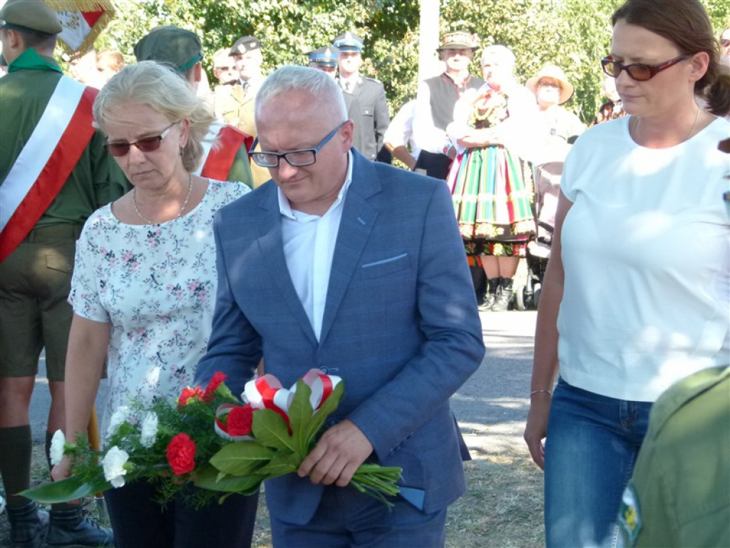 Ułani uczcili pamięć dowódcy i setną rocznicę powstania pułku