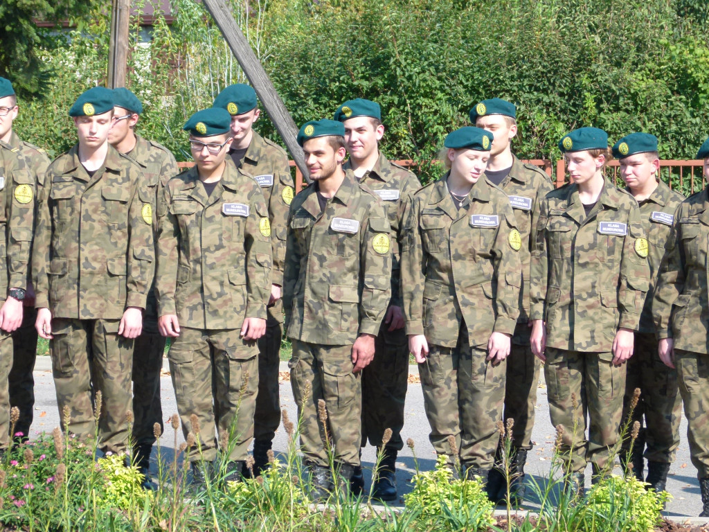 Odsłonięcie obelisku im. ks. I. Radziszewskiego w Bratoszewicach
