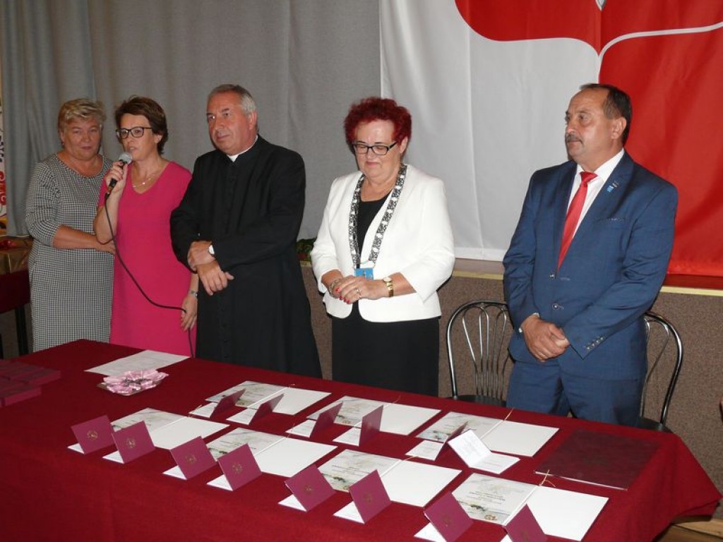 Złote Gody siedmiu par małżeńskich