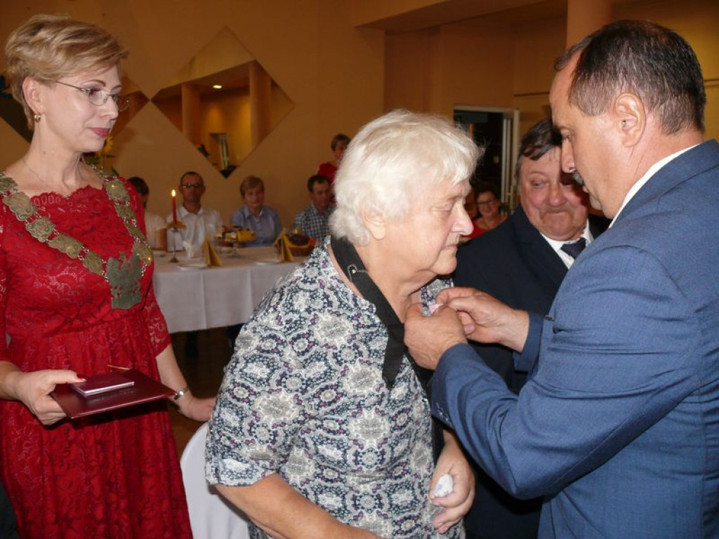 Złote Gody siedmiu par małżeńskich