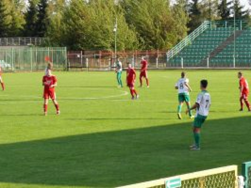 Beniaminek z Radomia pokonany przez Pelikana