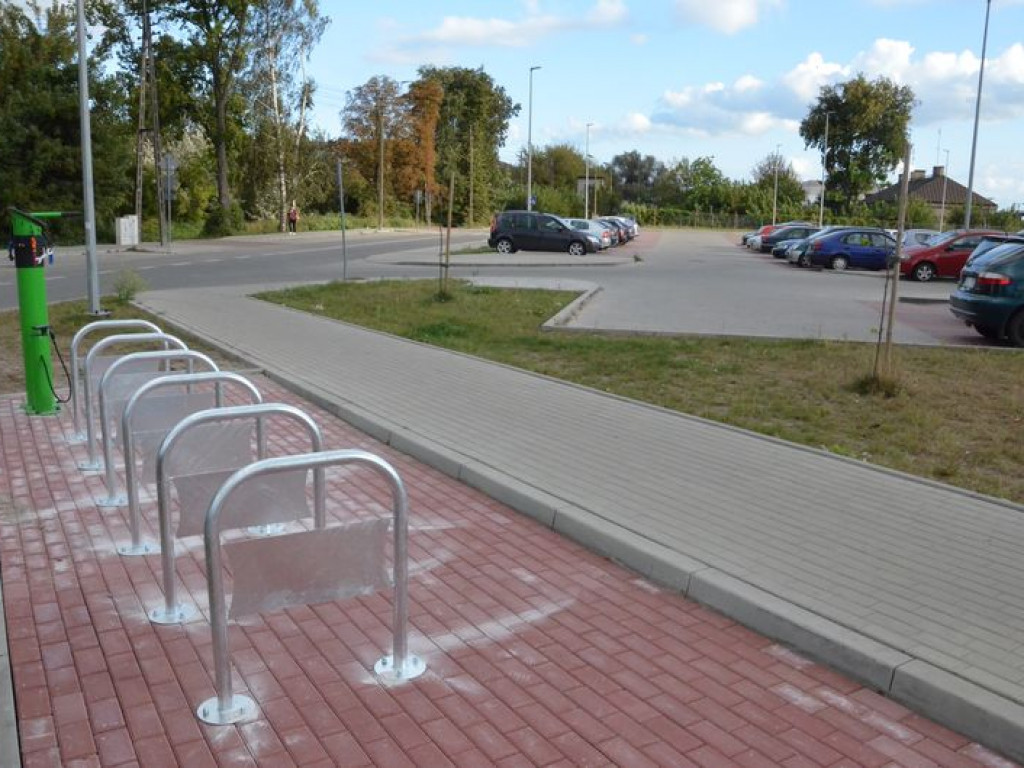 Nietypowa konstrukcja przy ul. Dworcowej