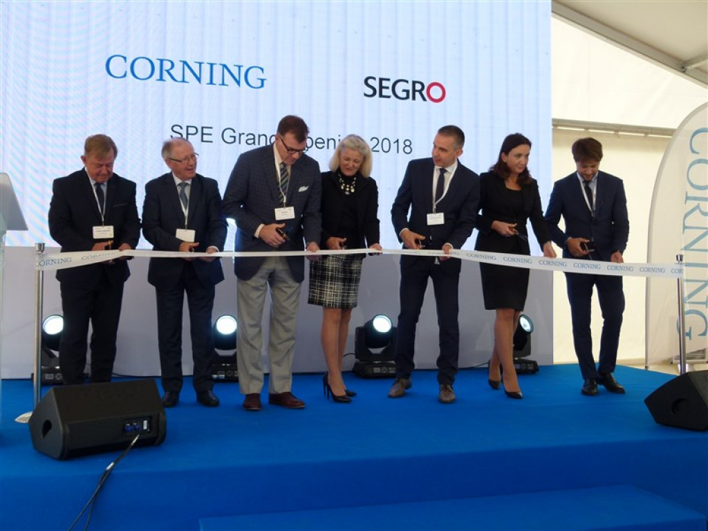 Stryków: otwarto nowy zakład produkcyjno-magazynowy Corninga