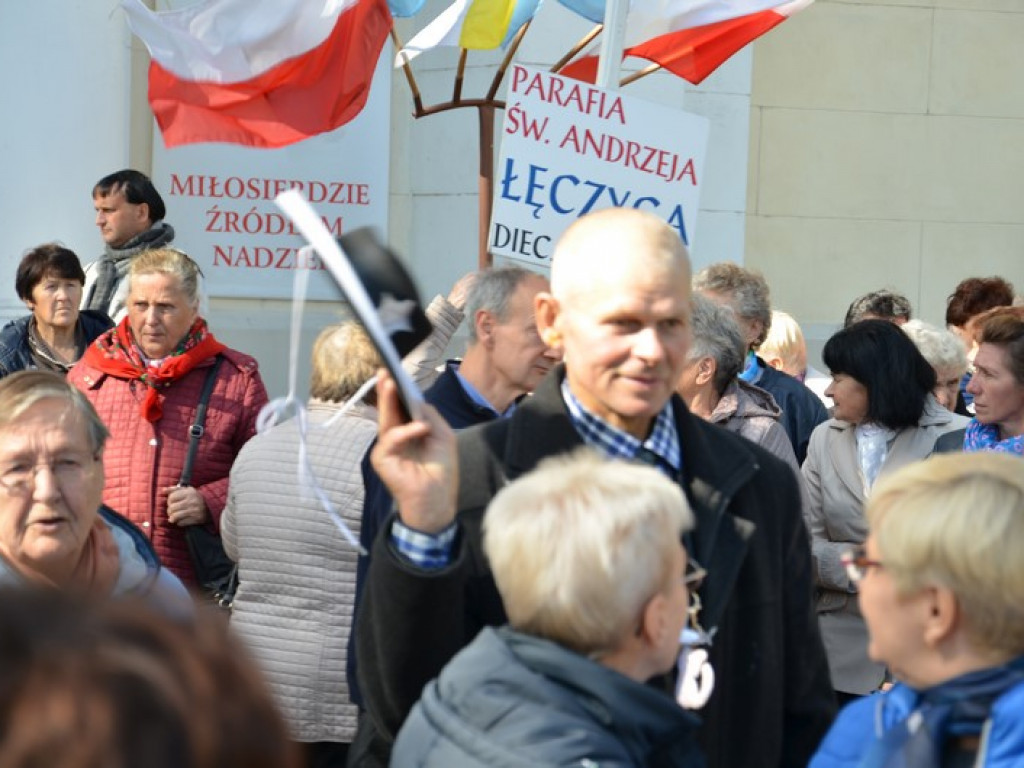 Pielgrzymka Kół Żywego Różańca w Domaniewicach