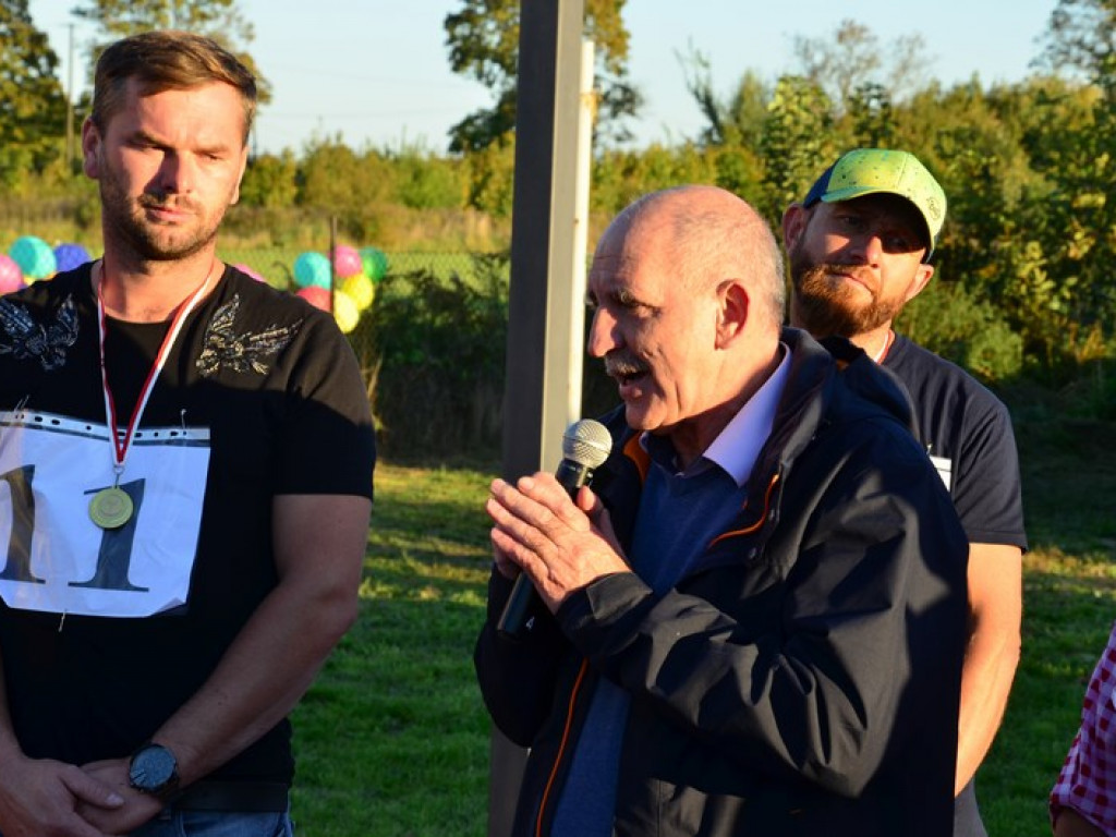 11 uczestników II Igrzysk Sołtysów w Wyskokach