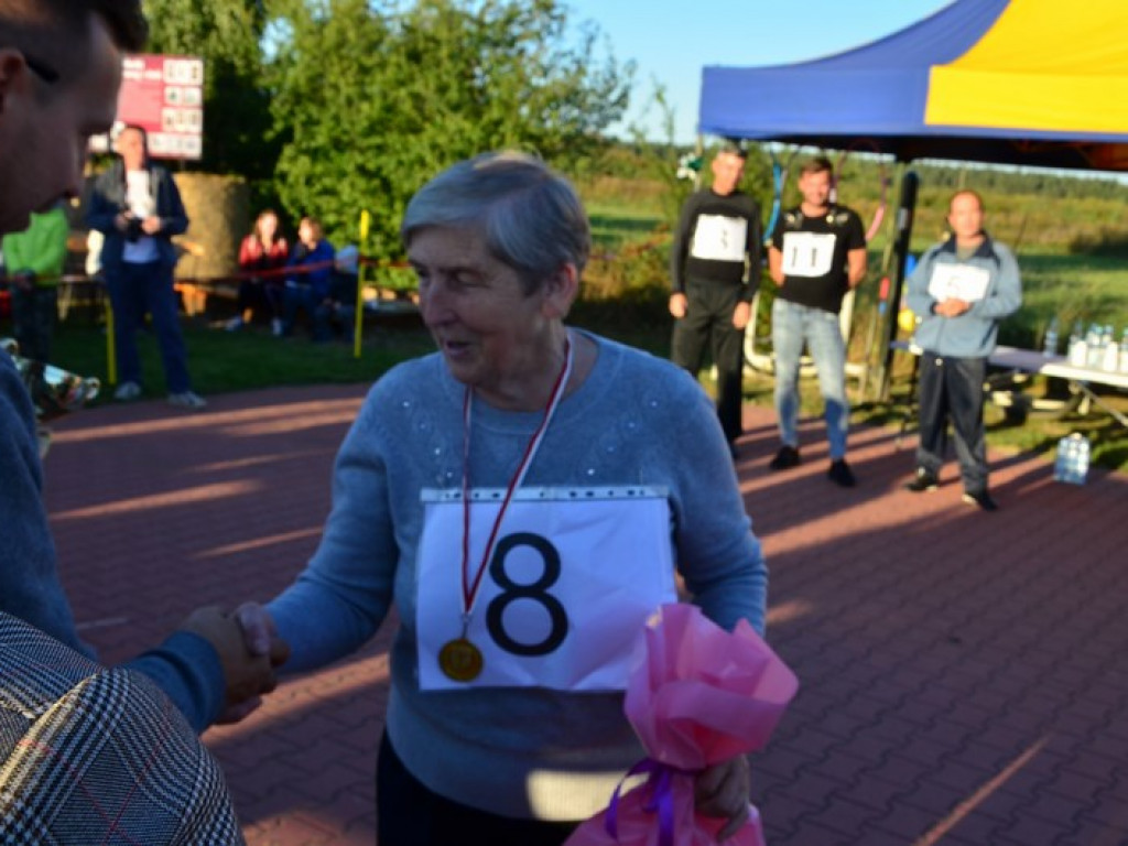11 uczestników II Igrzysk Sołtysów w Wyskokach